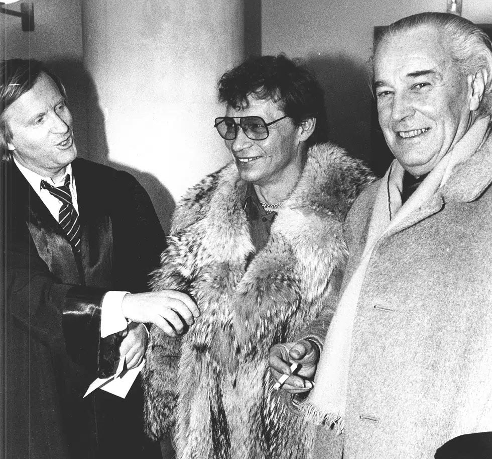 Archive photo of founder Leif Hagen with colleagues